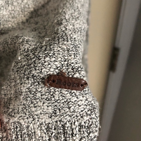 ROOTS Snowy Fox split-back sweater, SZ S - Picture 6 of 7